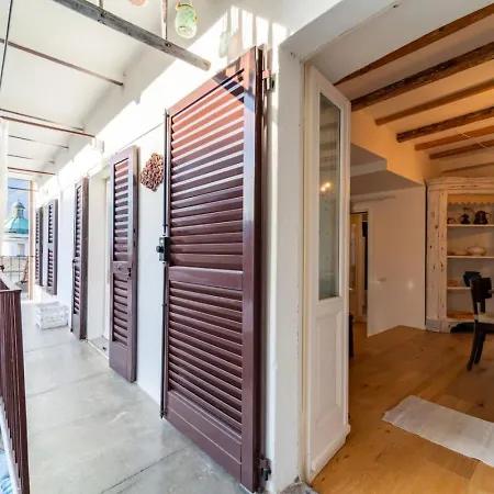 Loving Loppia - Lavanda Bellagio